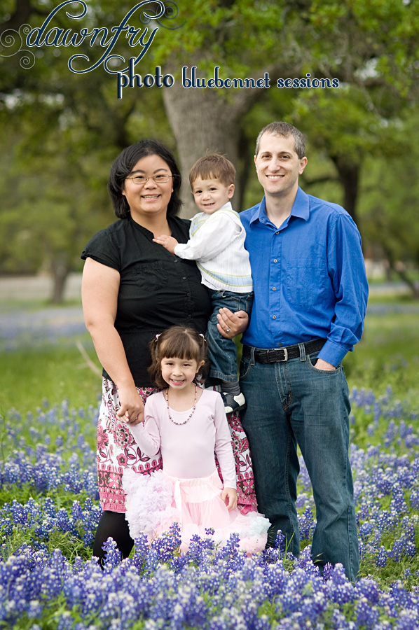 Austin Family Photos, bluebonnet pictures, Dawn Fry Photo