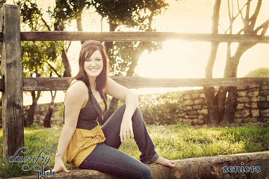 Leander High Senior Portraits, Dawn Fry Photo